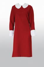 платье женское из габардина с воротником нашивные розочки. 2500 руб.